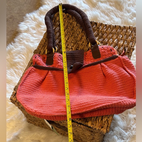 Beautiful Hand Knitted Purse - Picture 8 of 12